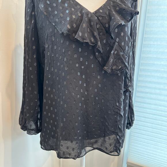 Lilly Pulitzer Olenna Silk Black Polkadot Moroccan Metallic Clip Blouse Small - Picture 4 of 8